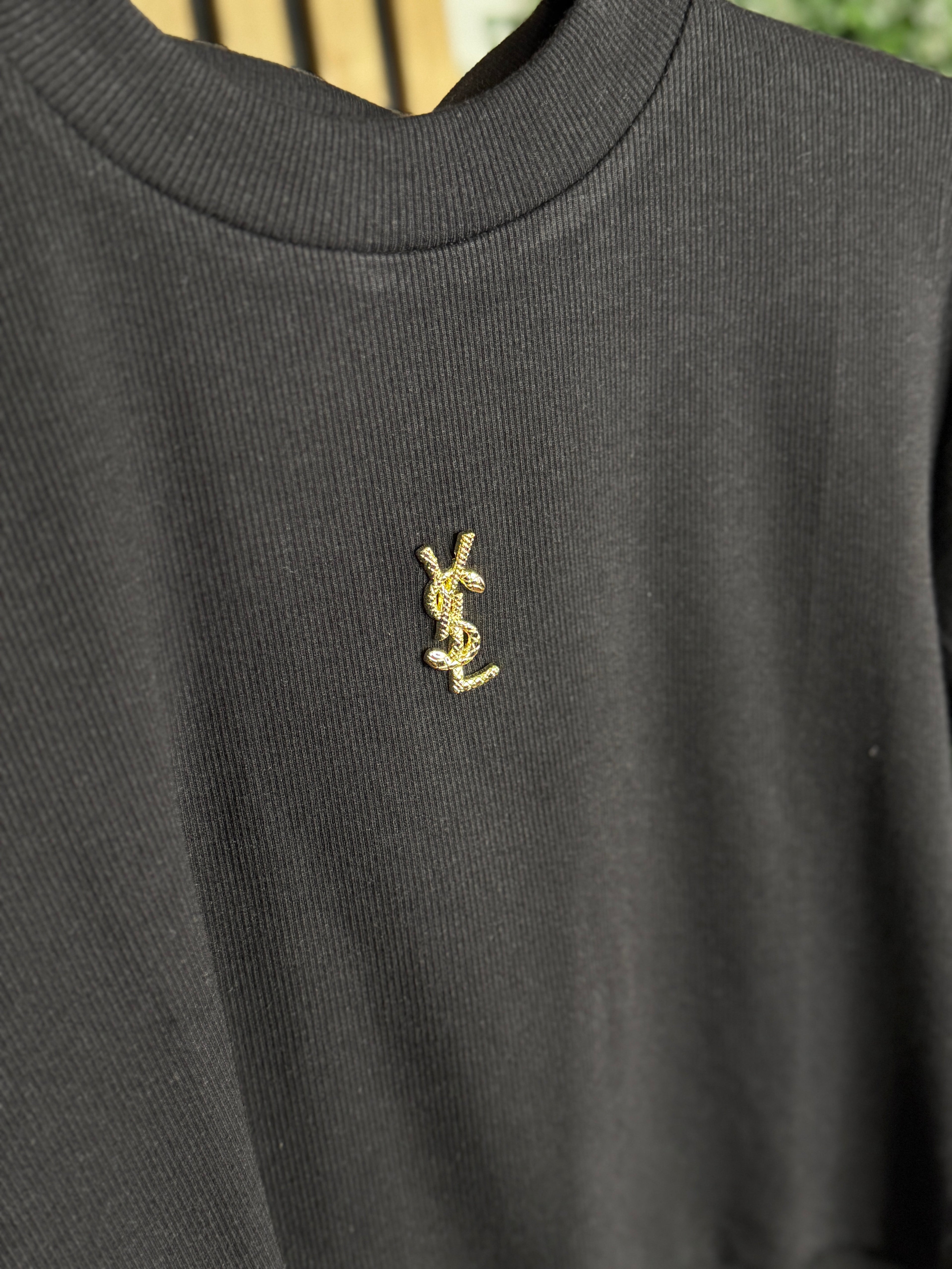 Tshirt YL1czarny